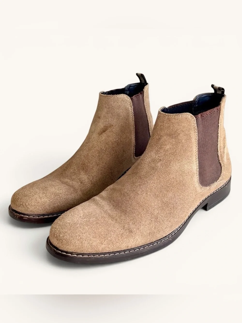 Franco Fortini Tan Suede Chelsea Boots Sleek Design